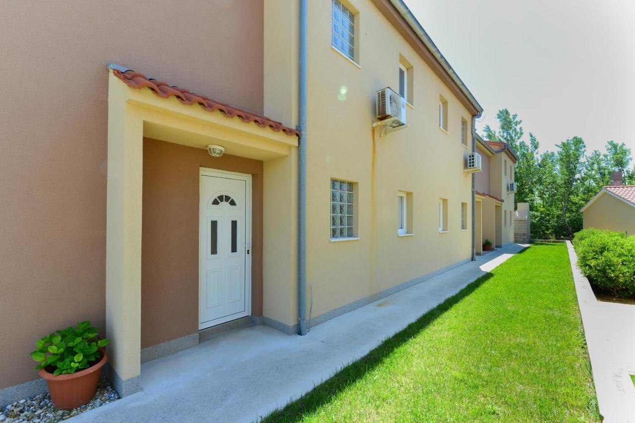 Apartments By The Sea Nin, Zadar - 13172 Exterior foto