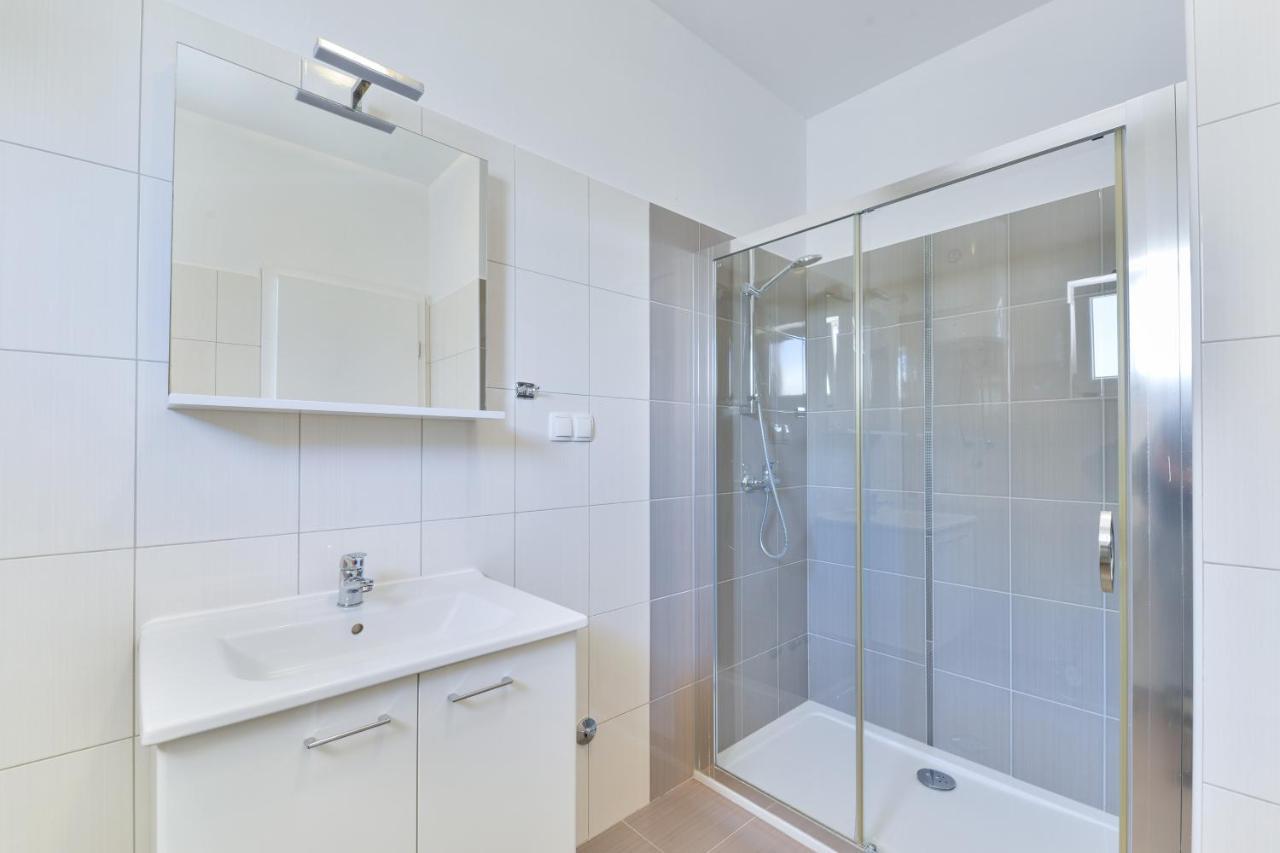 Apartments By The Sea Nin, Zadar - 13172 Exterior foto