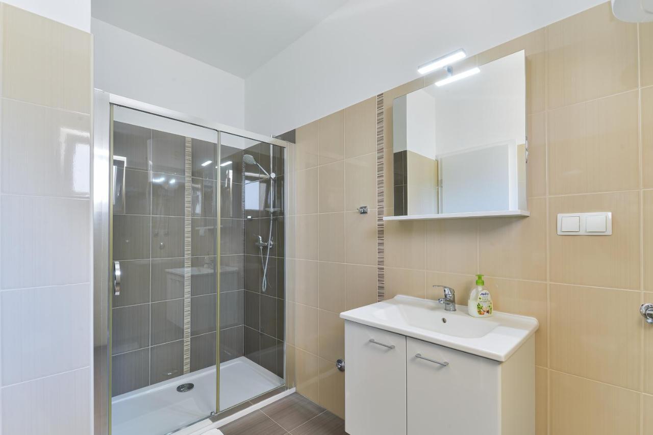 Apartments By The Sea Nin, Zadar - 13172 Exterior foto