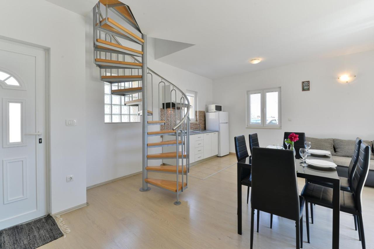 Apartments By The Sea Nin, Zadar - 13172 Exterior foto
